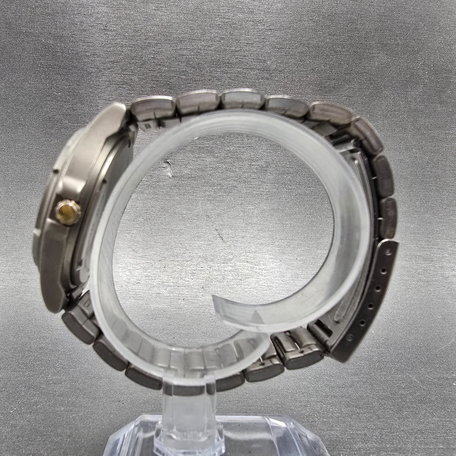 Seiko Alba Epsilon Watch Men 36mm Gray Dial Titanium Daydate V14J-0A10 Runs