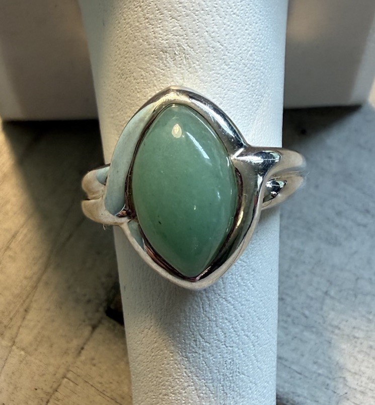 Ring Sterling Sterling Green Aventurine Marquise Shape Size 8 Bezel Set 6.3 Gram