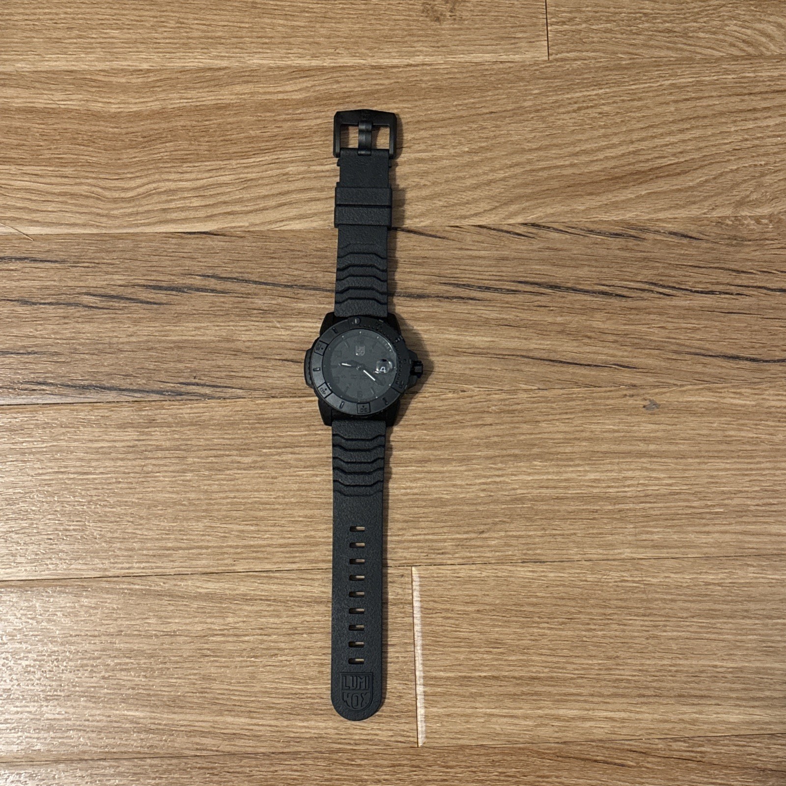 Luminox Men’s Watch Navy SEAL Quartz Black Dial Silicone Strap XS.3601.BO.NSF