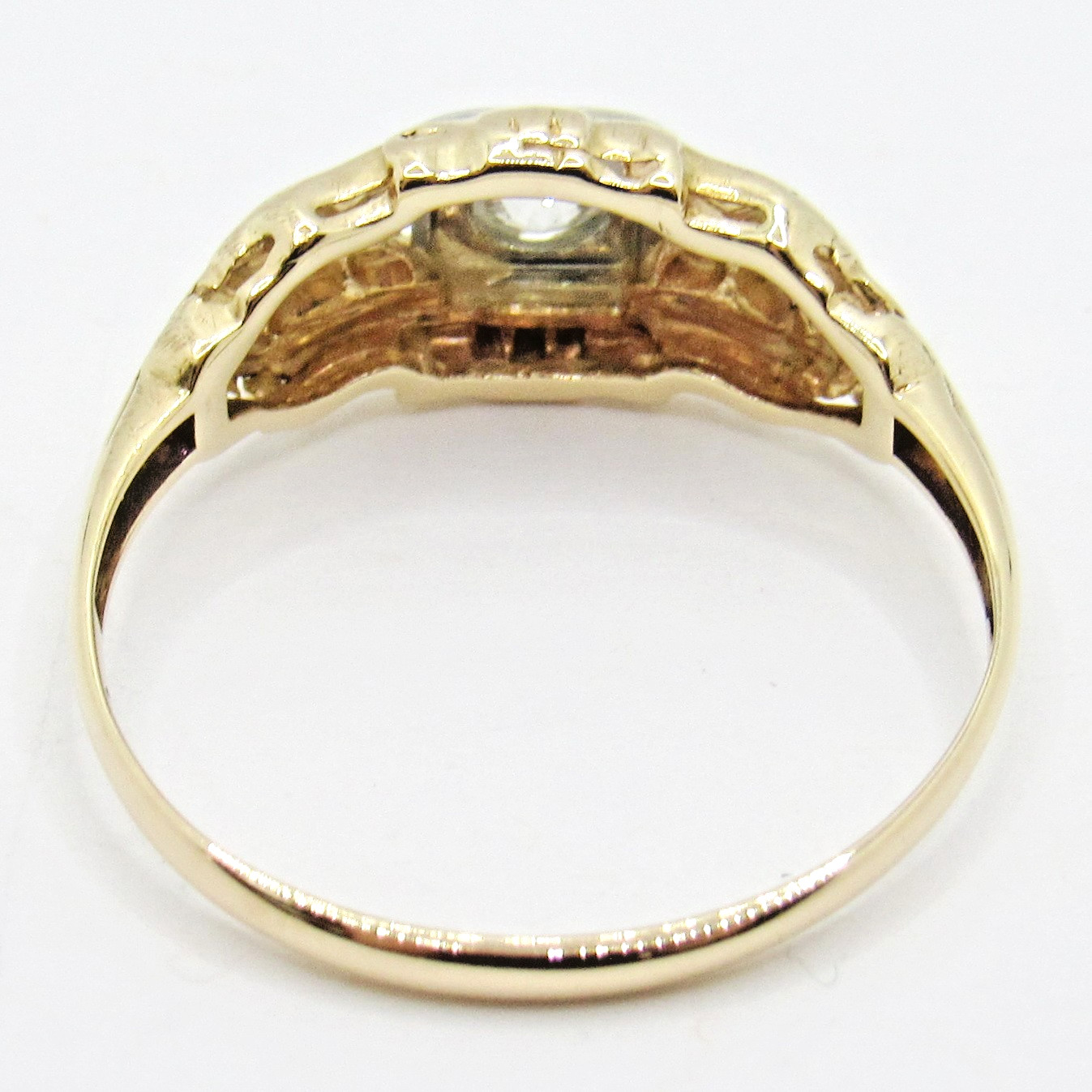 Vintage Antique 14k Yellow Gold 1/8Ct European Diamond Right Hand Estate Ring