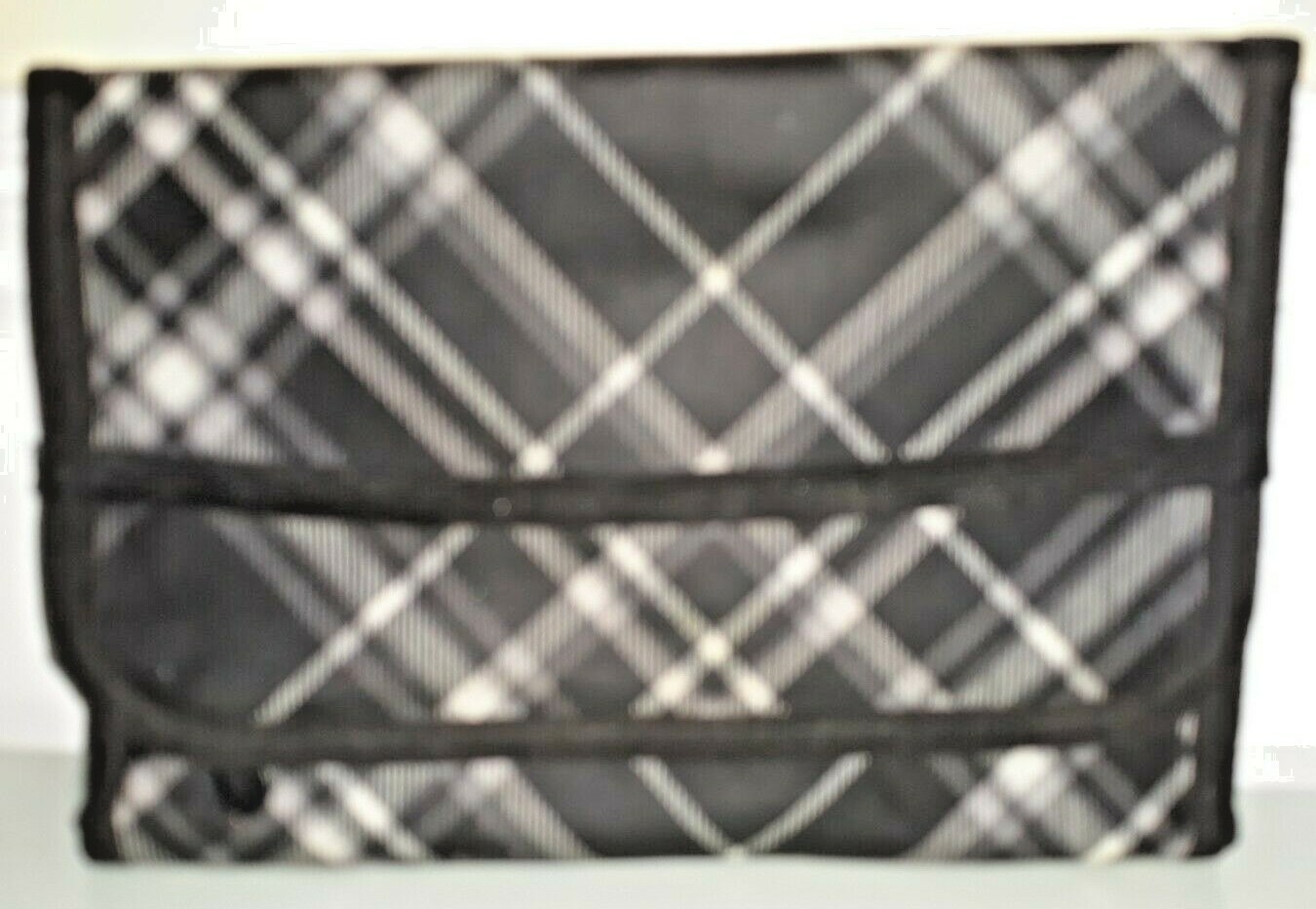 THIRTY ONE Black/White Plaid Trifold Jewelry Organizer/Travel Case