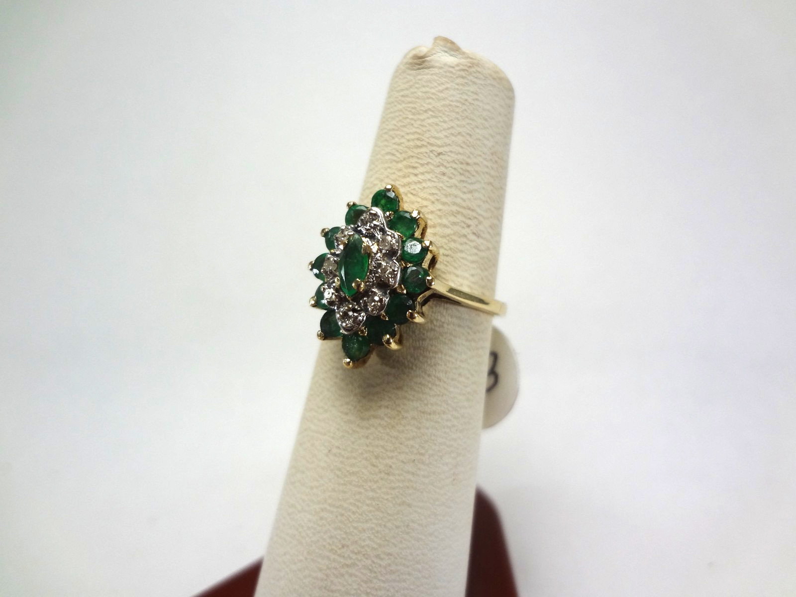 10K SOLID GOLD – EMERALD & DIAMOND CLUSTER RING – 2.82 GRAMS – SIZE 6.25 – G13