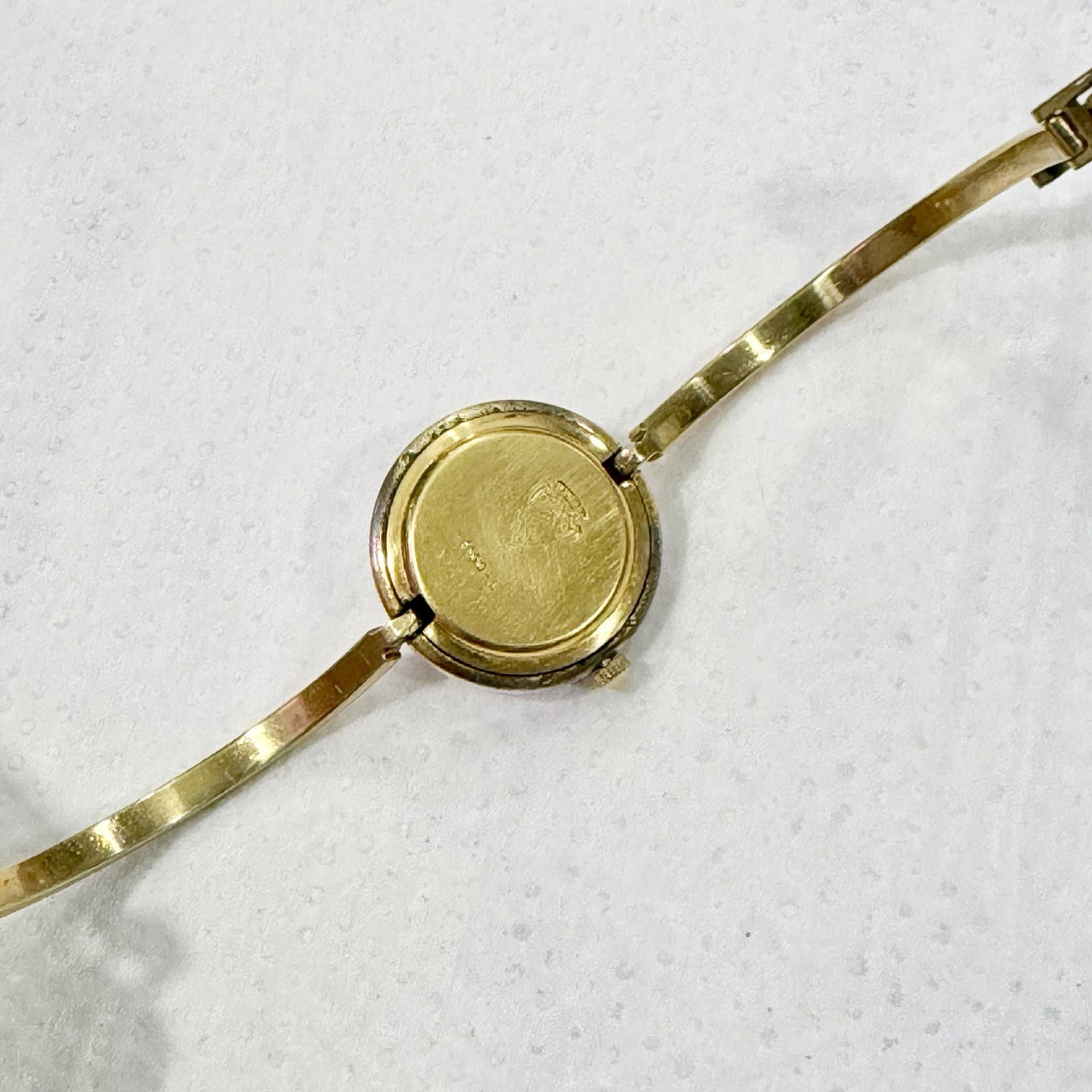 Gucci Change Bezel 1100 Gold 26mm Purple Bezel Quartz Women’s Watch RUNS!