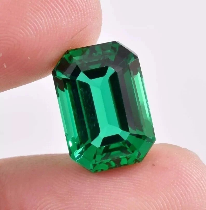 Emerald Natural 10 Ct Green Emerald Shape Flawless Loose Gemstone Certified