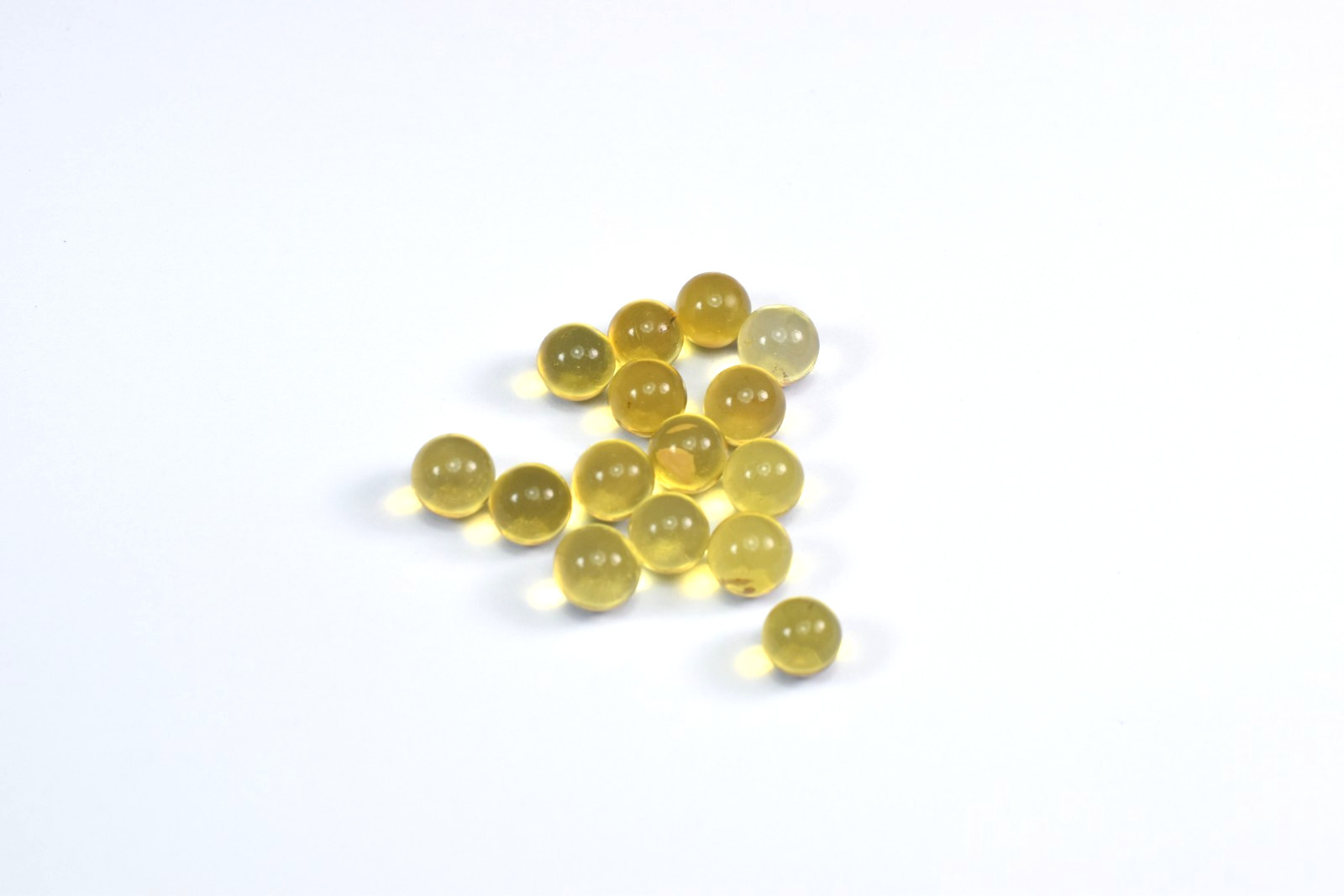 15 Beads Dominican Amber Blue Gemstone Authentic 7.08 mm to 7.83 mm (3.6 g)a1078