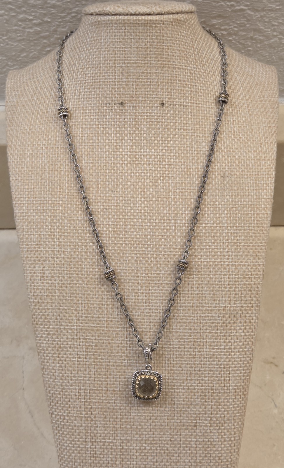 Stunning 18k Gold & Sterling Silver Gabriel & Co Cushion-Cut Pendant 17″ Chain