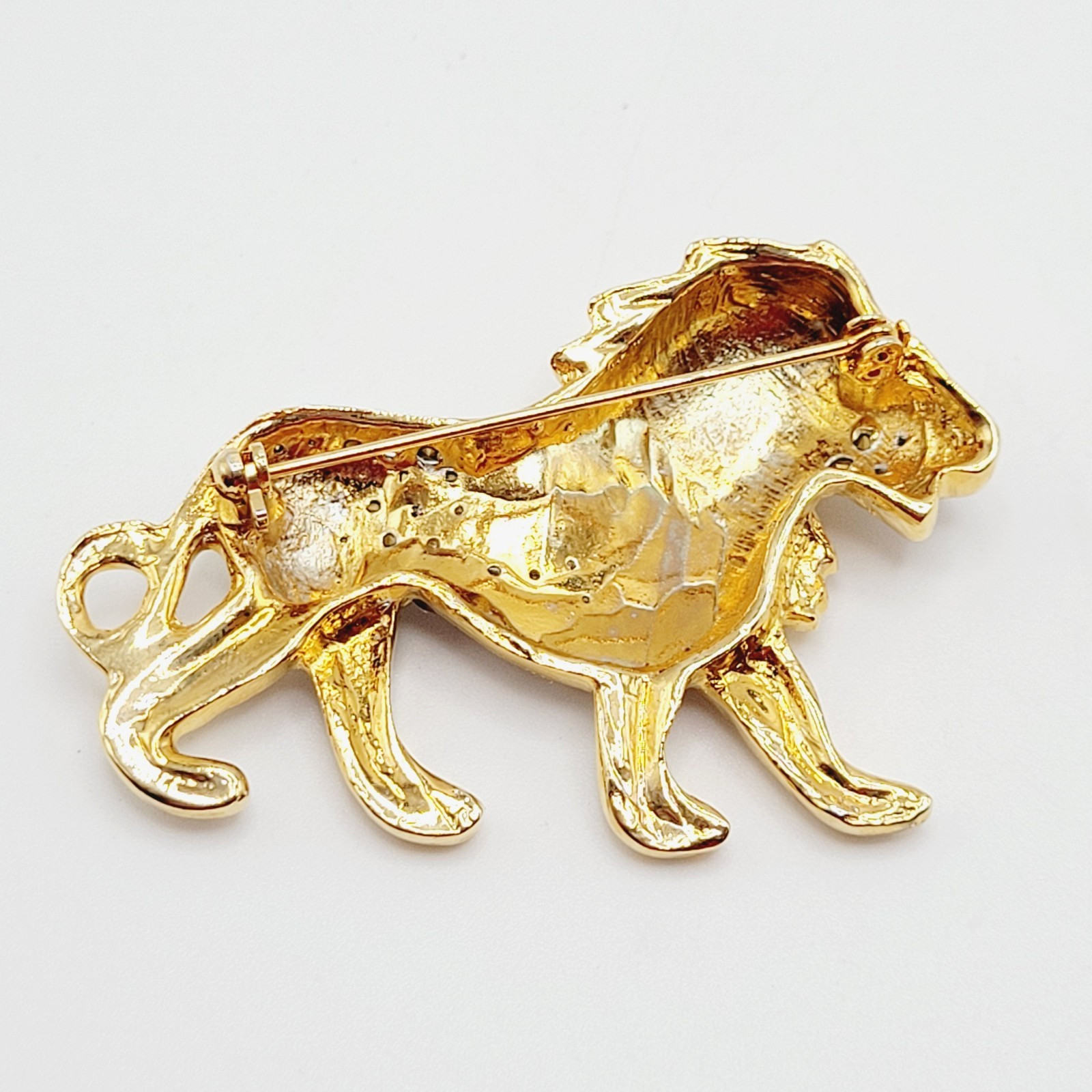 Lion Walking Curled Tail Green Eye Pave Sparkling Crystal Gold Tone Vtg Brooch