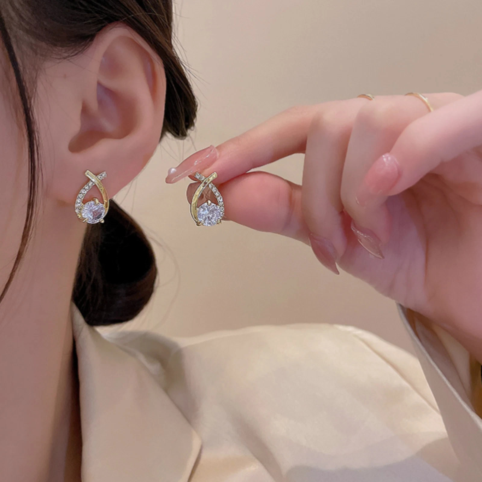 Womens 18k Gold Plated Hoop Earrings Crystal Drop Dangle Elegant Fashion Jewelry