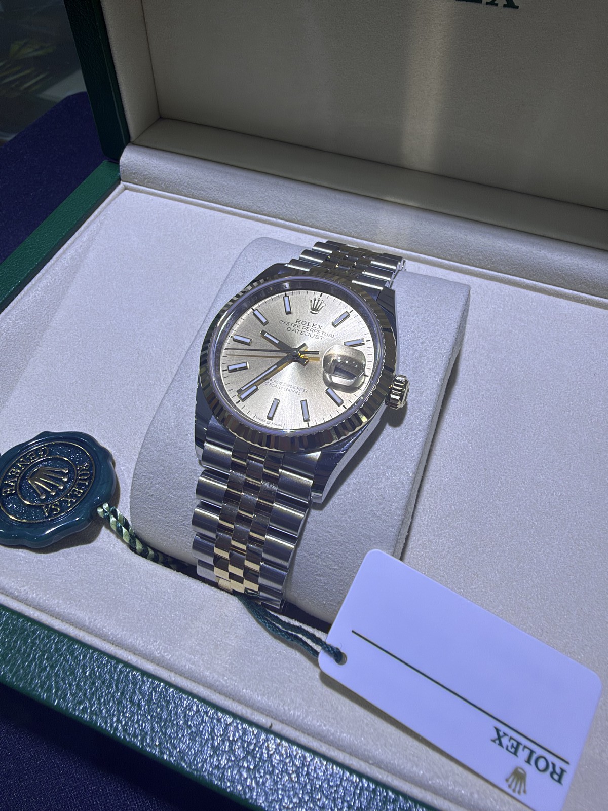 Rolex Datejust 36 126233 Steel Gold Fluted Jubilee Unworn Box Card