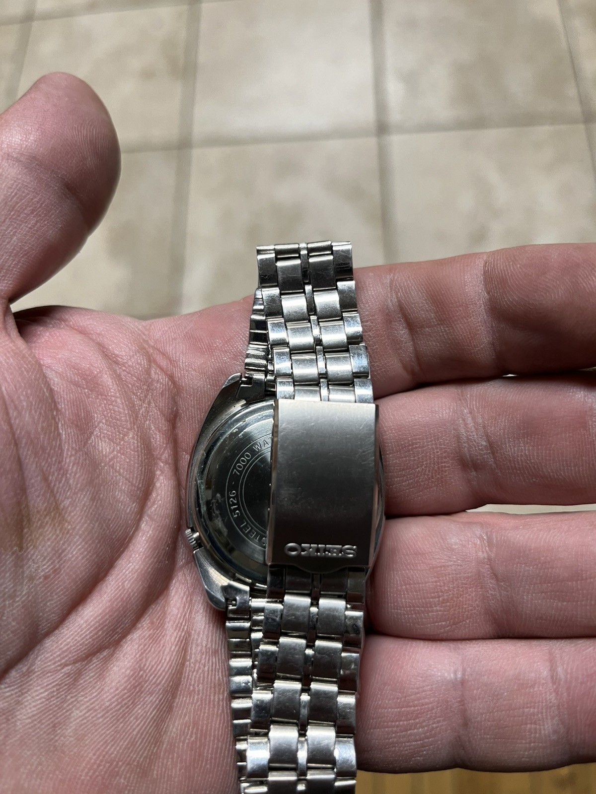 Seiko 5 23 Jewels 5126-7000 with Graphite Dial and Stainless Steel Bracelet