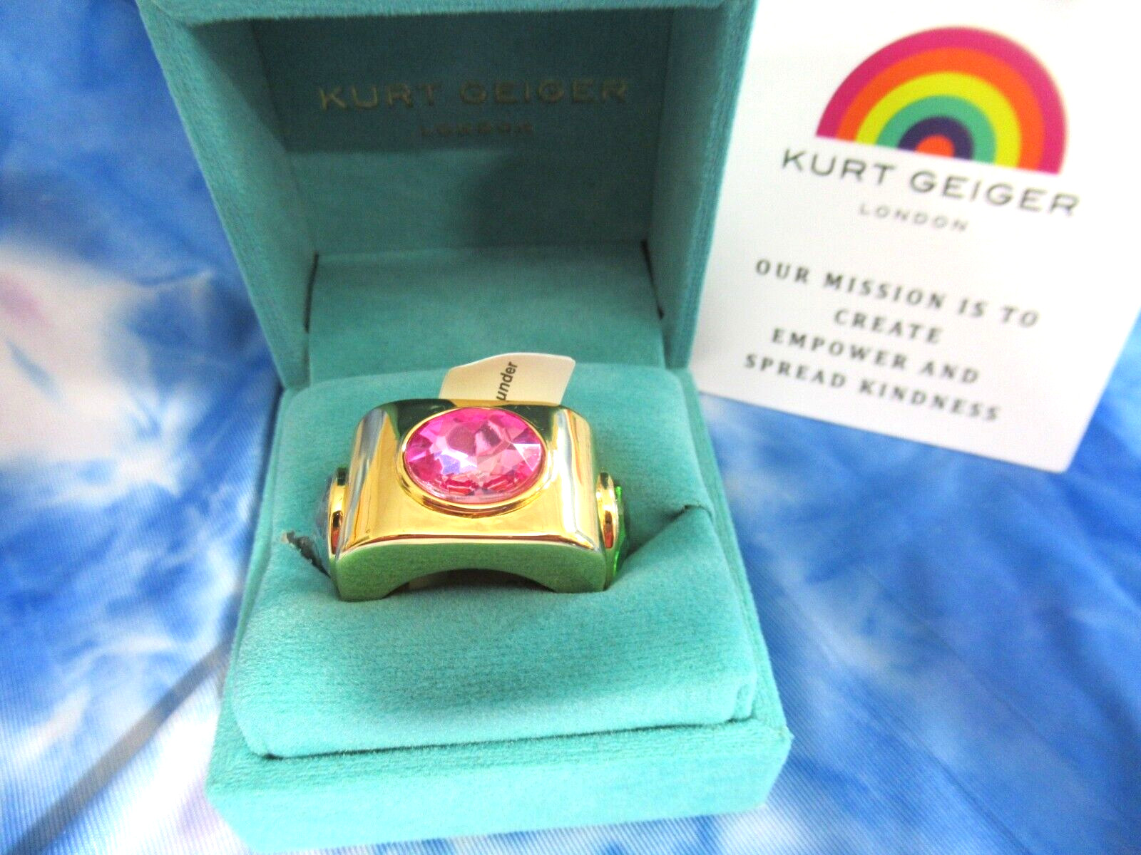 KURT GEIGER LONDON Triple Stone Blue Pink Green Cocktail Ring Size 8 Imported NW