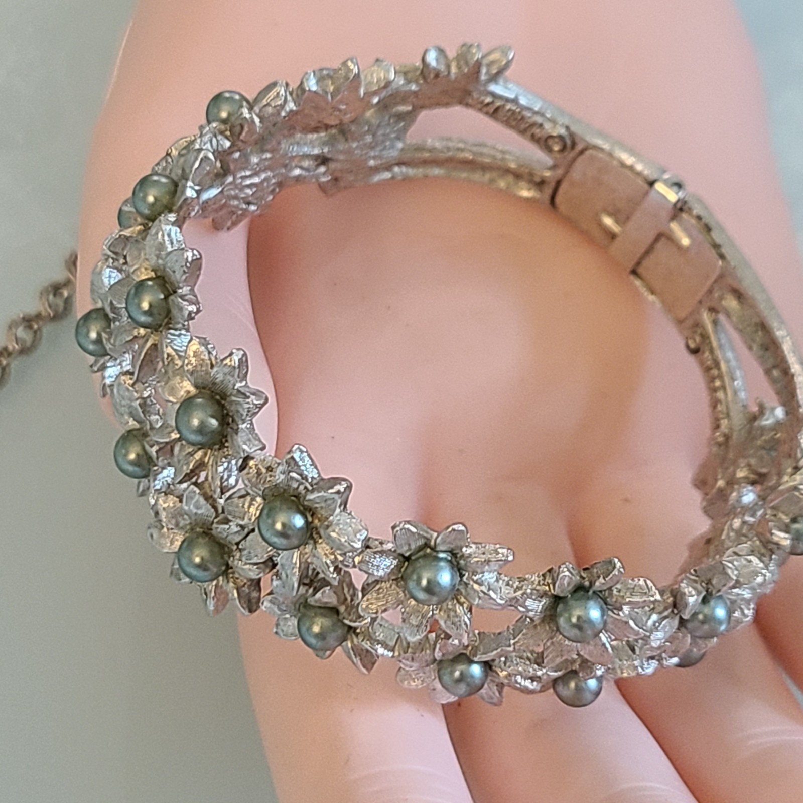 Vintage Marboux BOUCHER Floral Clamper Bracelet Necklace Set Grey Green Pearl