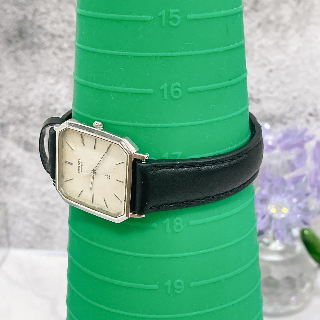 Rare, working condition SEIKO Chariot Rectangular Square Watch
