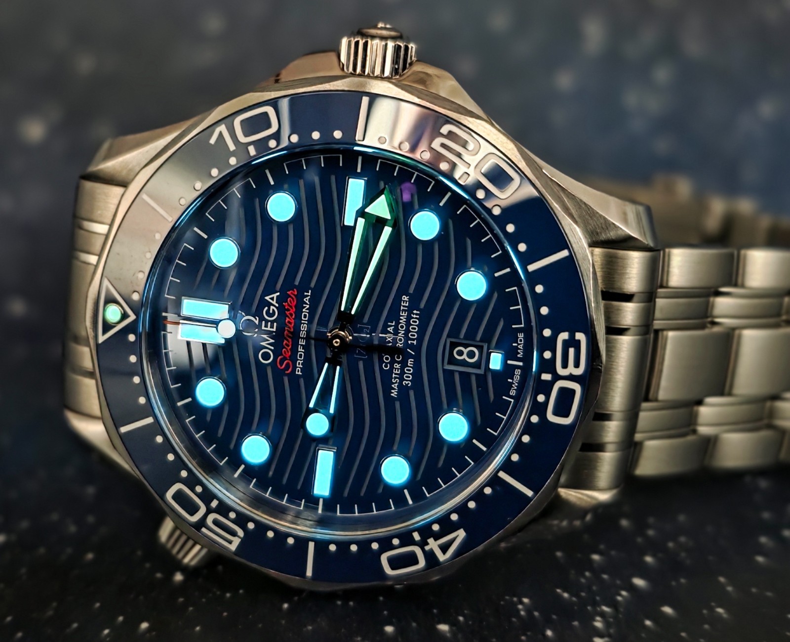 OMEGA Seamaster Diver 300M Blue “Wave” Dial 210.30.42.20.03.001 Excellent