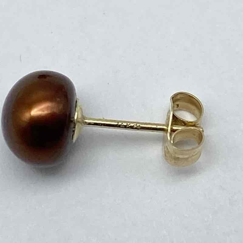 14K Yellow Gold Brown Freshwater Pearl Stud Earrings 6.9mm 1.0g
