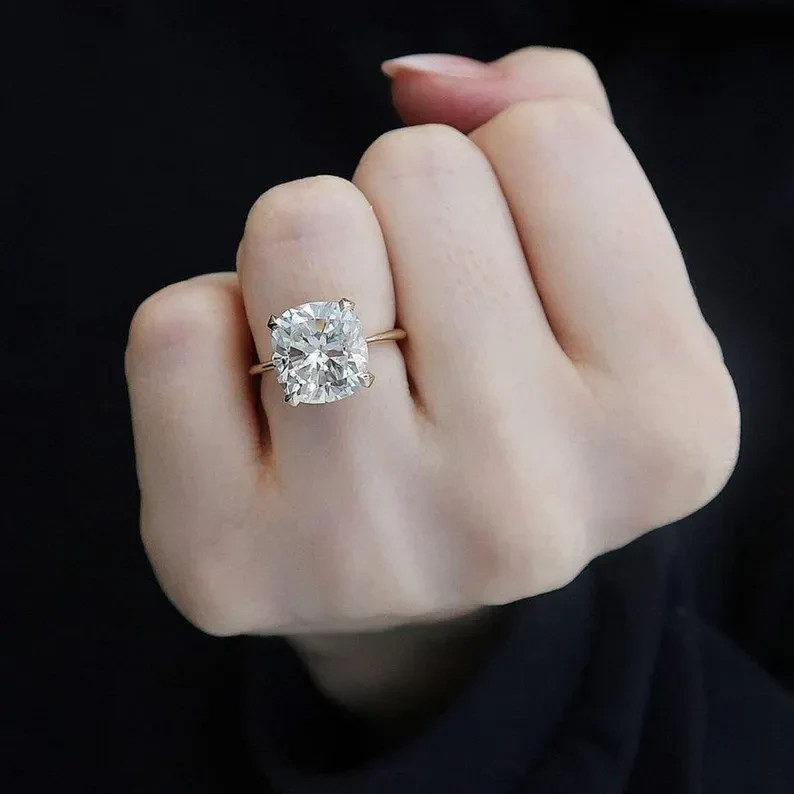 5.0Ct Cushion-Cut VS1 Lab Grown Diamond Solitaire Engagement Ring 14K White Gold