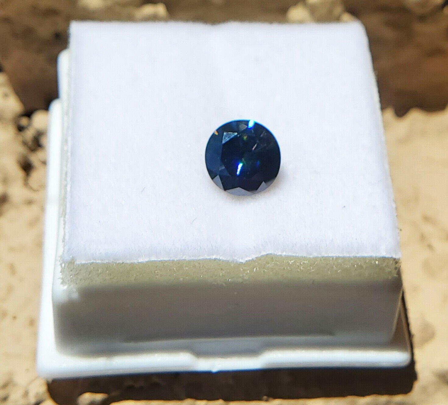 1.40 Carat Fancy Deep Blue Purple VS1 Lab Grown Round Brilliant Cut Diamond