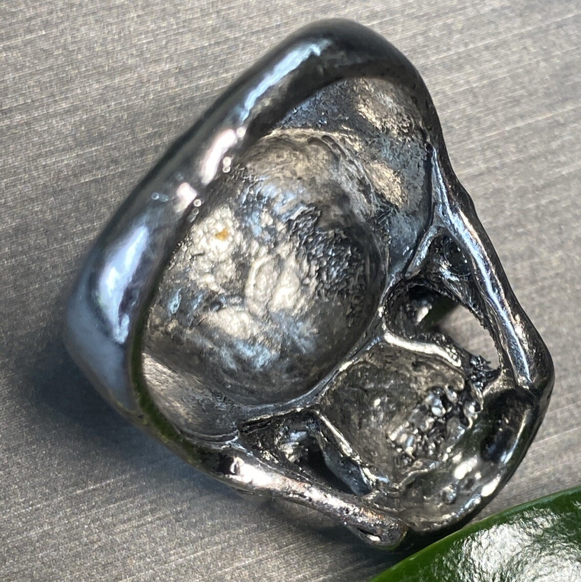 Vintage Mens Skull Ring Estate Jewelry Pre-Owned Size 11 Macabre