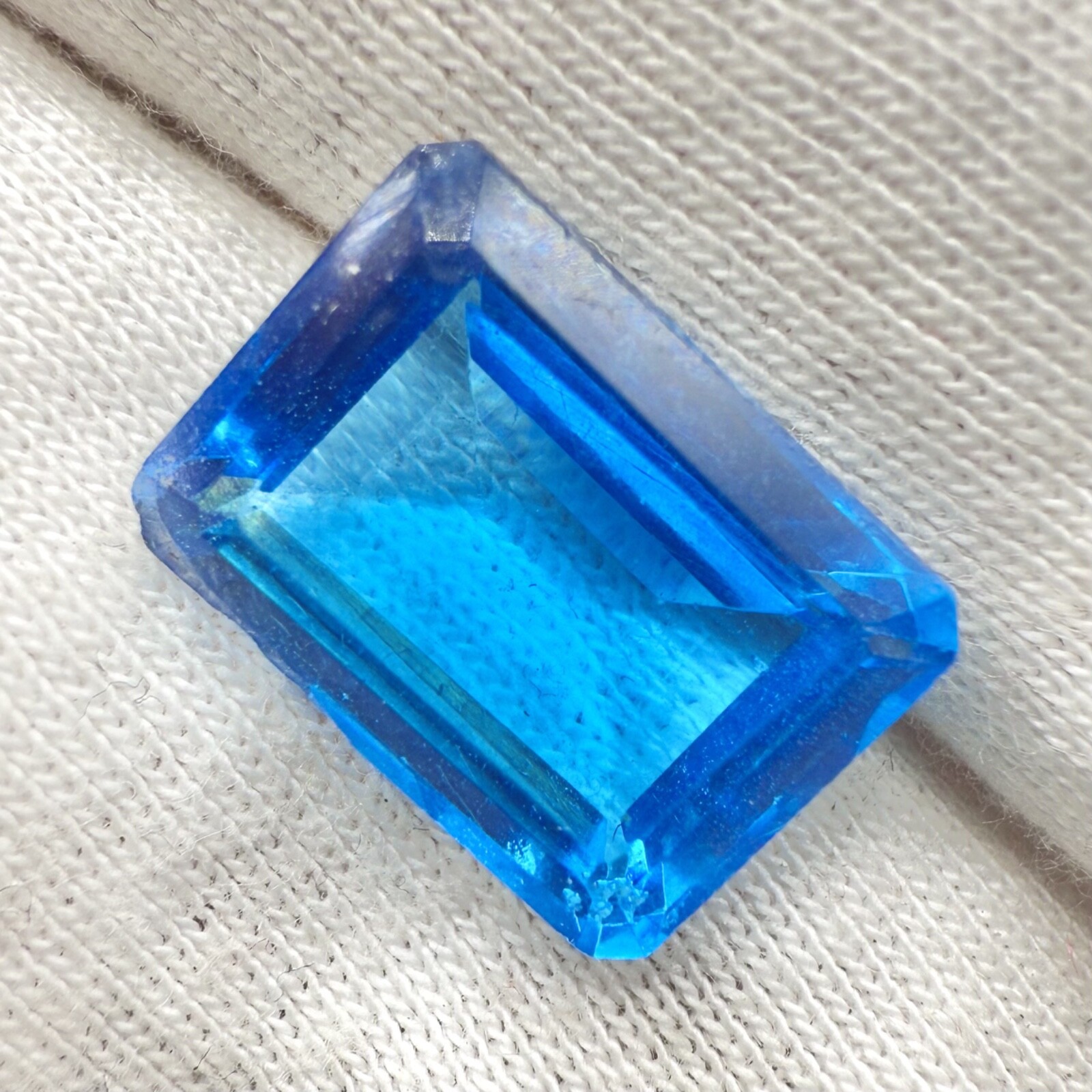Blue Topaz, blue topaz octagon shape faceted lab grown gemstone 14.6 Ct 15×11 mm