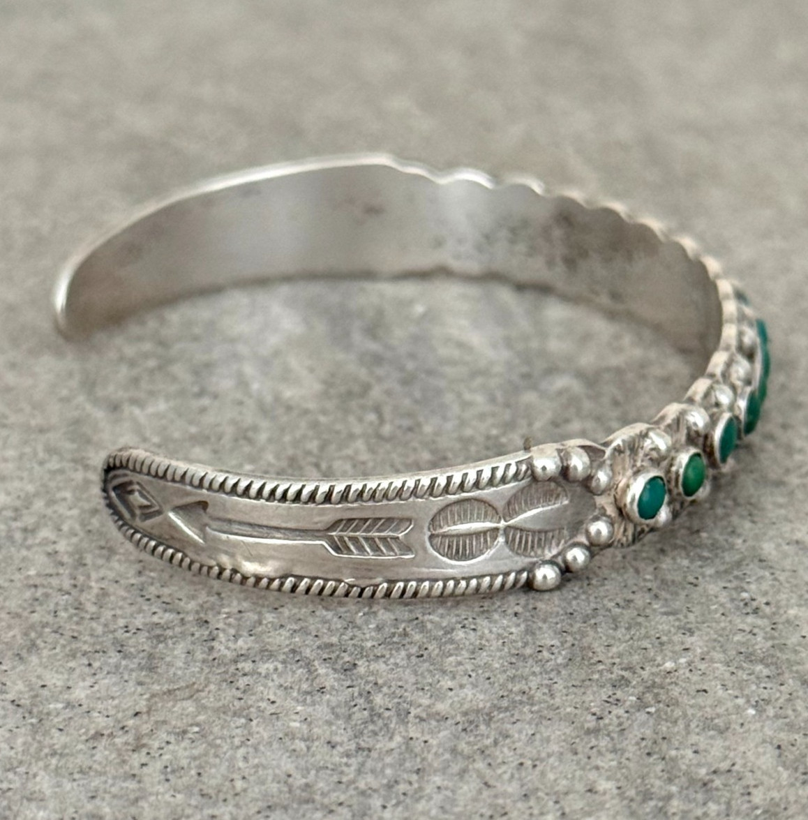 Vintage FRED HARVEY Navajo Snake eye Turquoise Sterling Bracelet 6.7 in