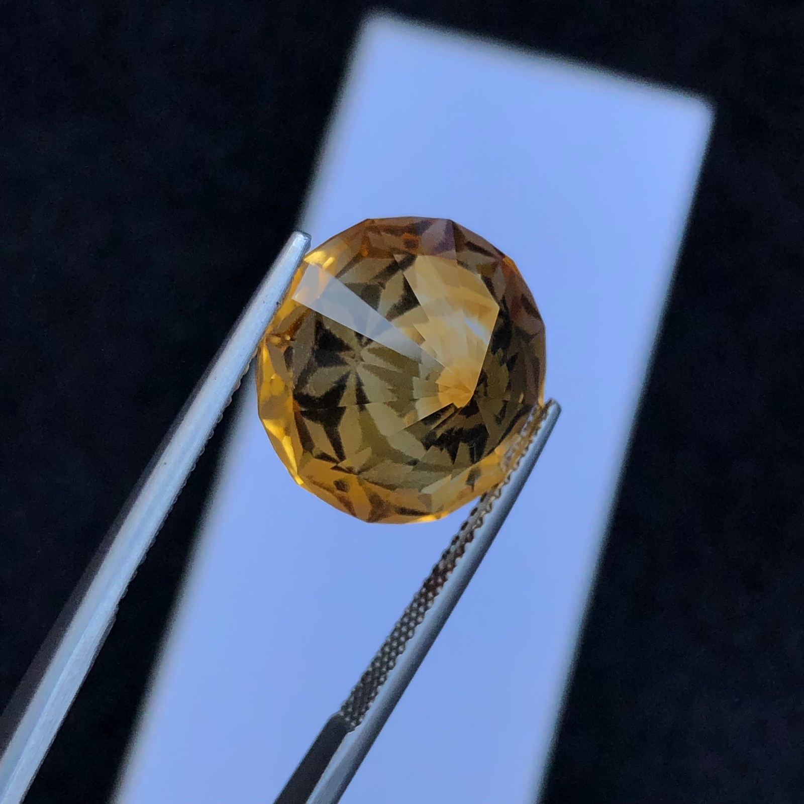 10.65 Ct Top Quality Mandarin Citrine Seed of Flower Shape A+++ Gemstone