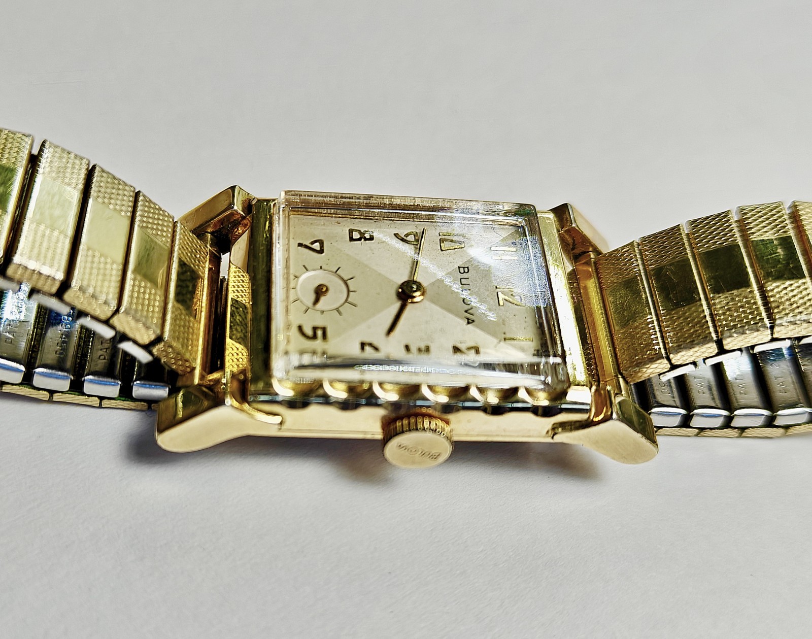 Vintage 1951 Bulova Academy Award “ZZ” Men’s Watch 21J 7AA Expansion Band