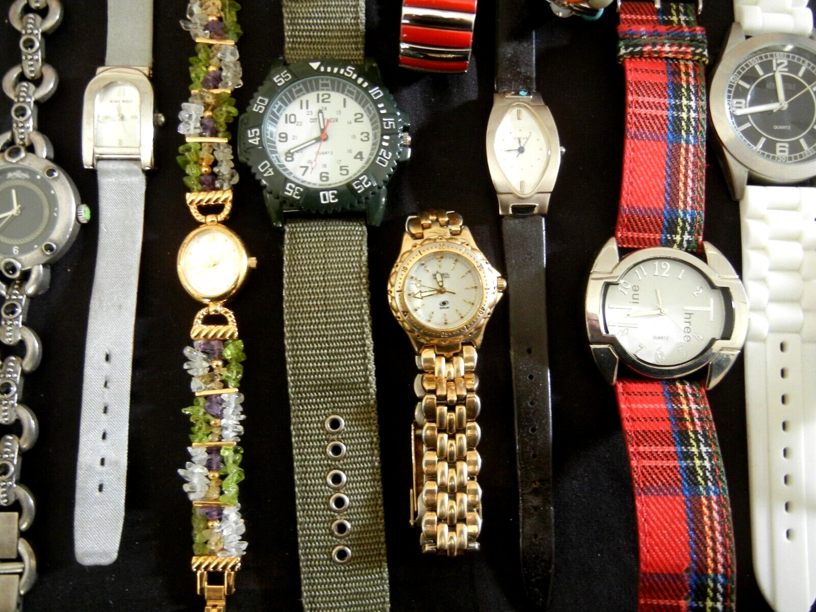 WATCHES Large Lot of New and Nearly New All Running!!! Great Everyday Wear!