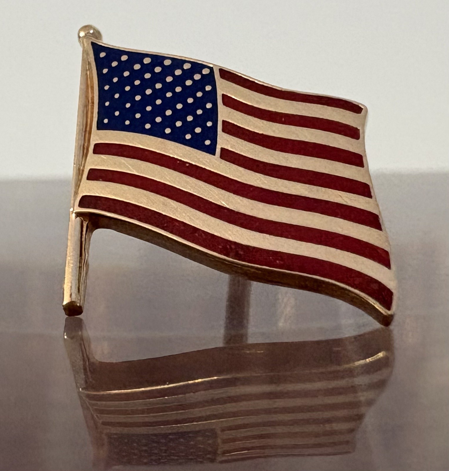 14k Yellow Gold Red Blue Enamel American Flag Lapel Pin – Patriotic