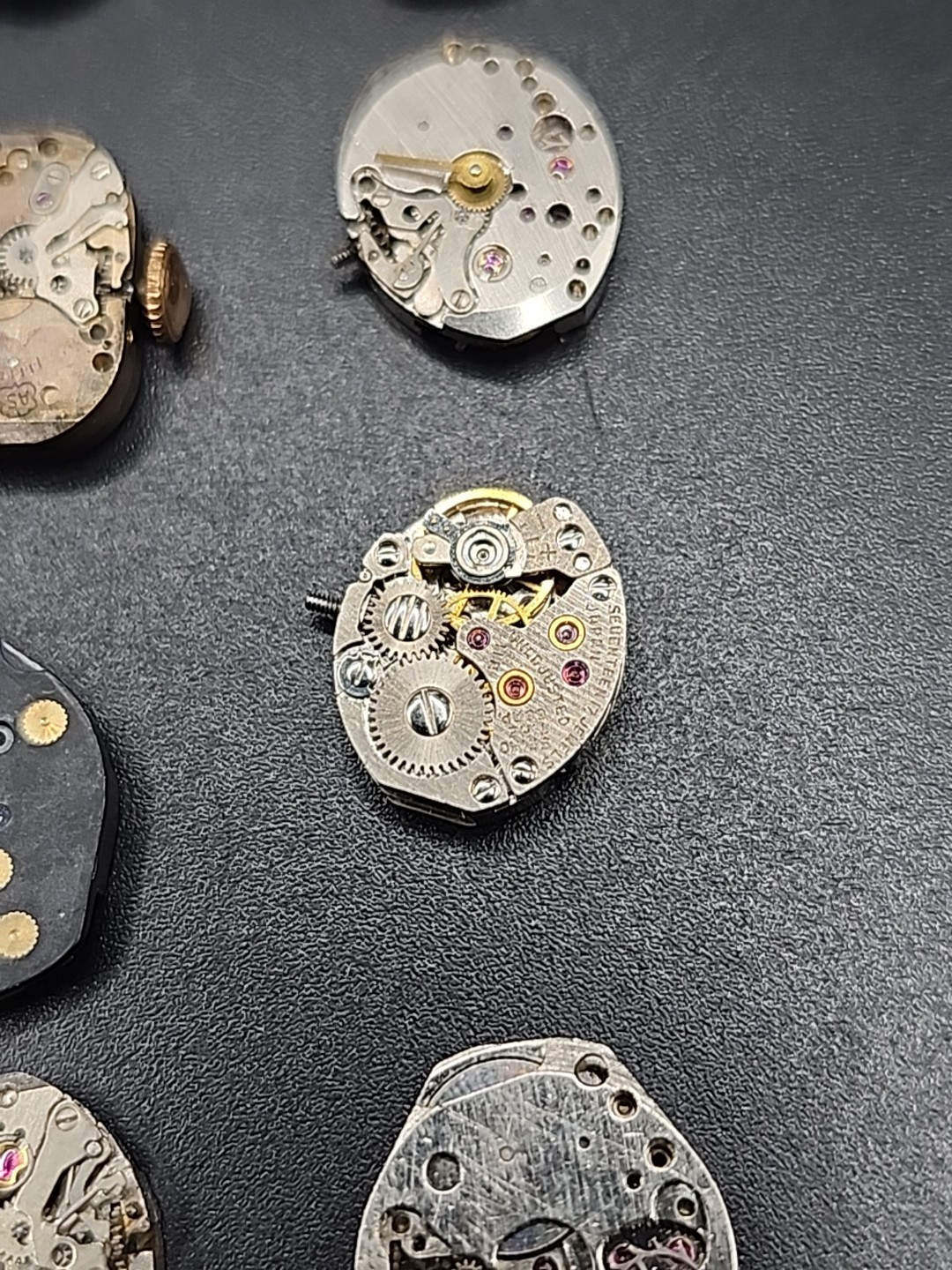 (38) Watch Movement Parts Womens Watches Used Unkown Used Silver Gold Tone