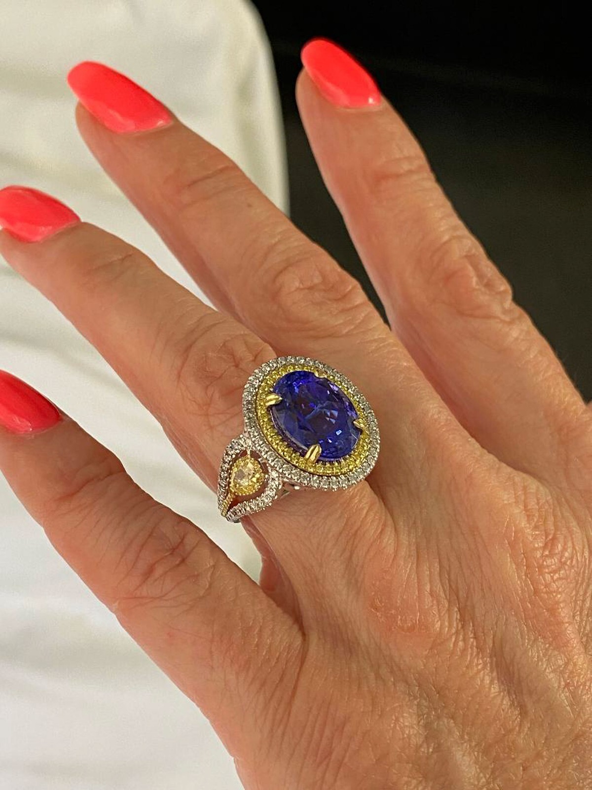 GIA 7.71CT Oval Brilliant Cut Tanzanite Diamond Ring 14k White Gold 9.59 TCW