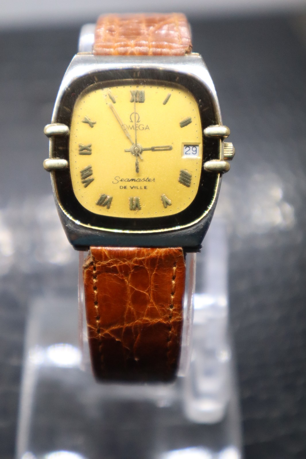 Omega Seamaster De Ville 1431 Vintage Quartz Date Swiss Made Men’s Watch