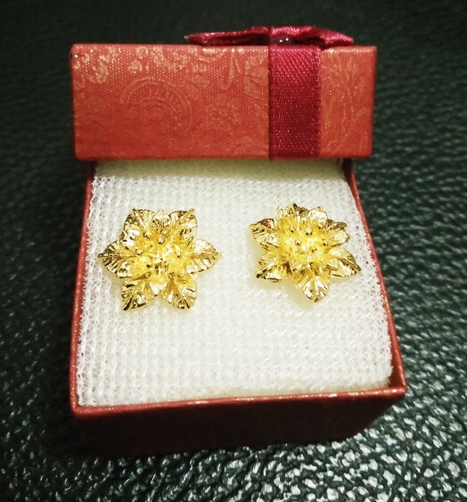 23K 24K Stud Earrings Hibiscus Flower Thai Baht Yellow Gold Plated Excellent!