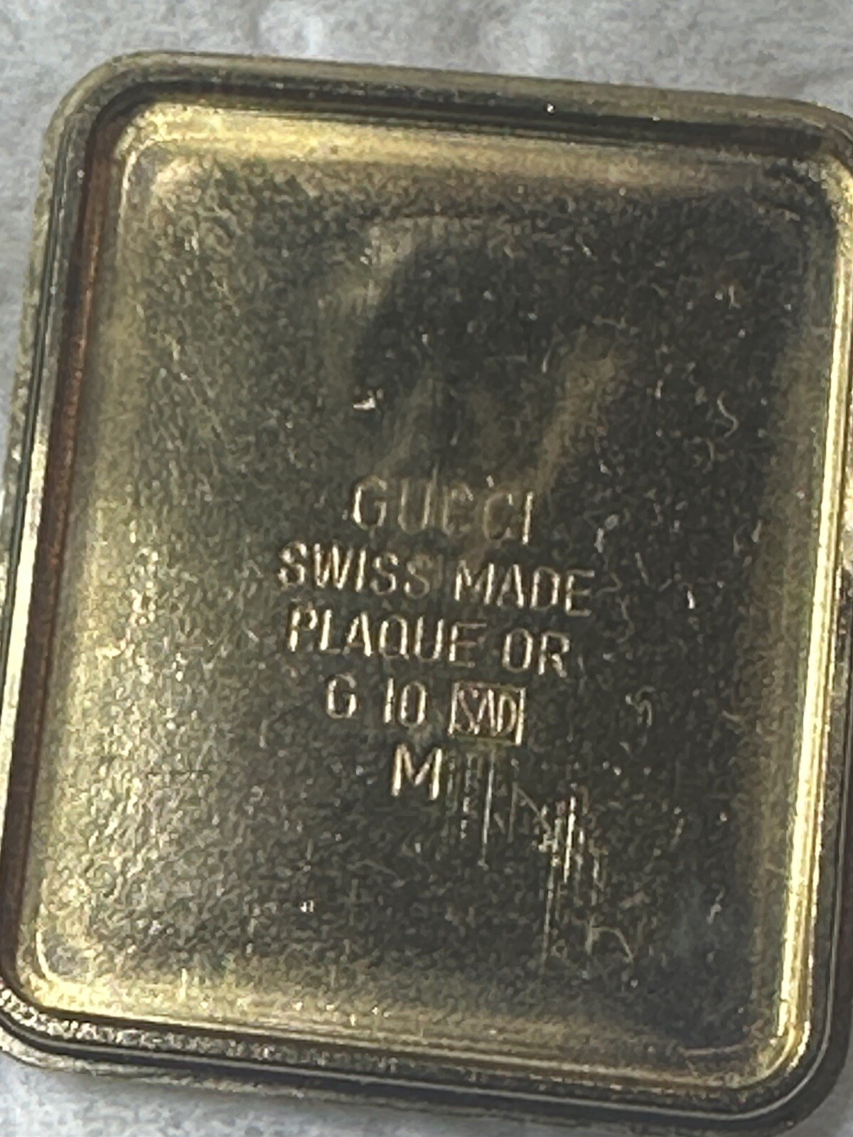 GUCCI LADIES WATCH 4200L GOLD PLATED SWISS MADE Fresh New Battery