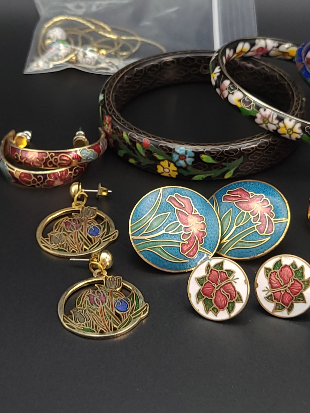 Vintage Cloisonne Jewelry 18 Pc Lot Bangles Earrings Pendants Ring Necklace