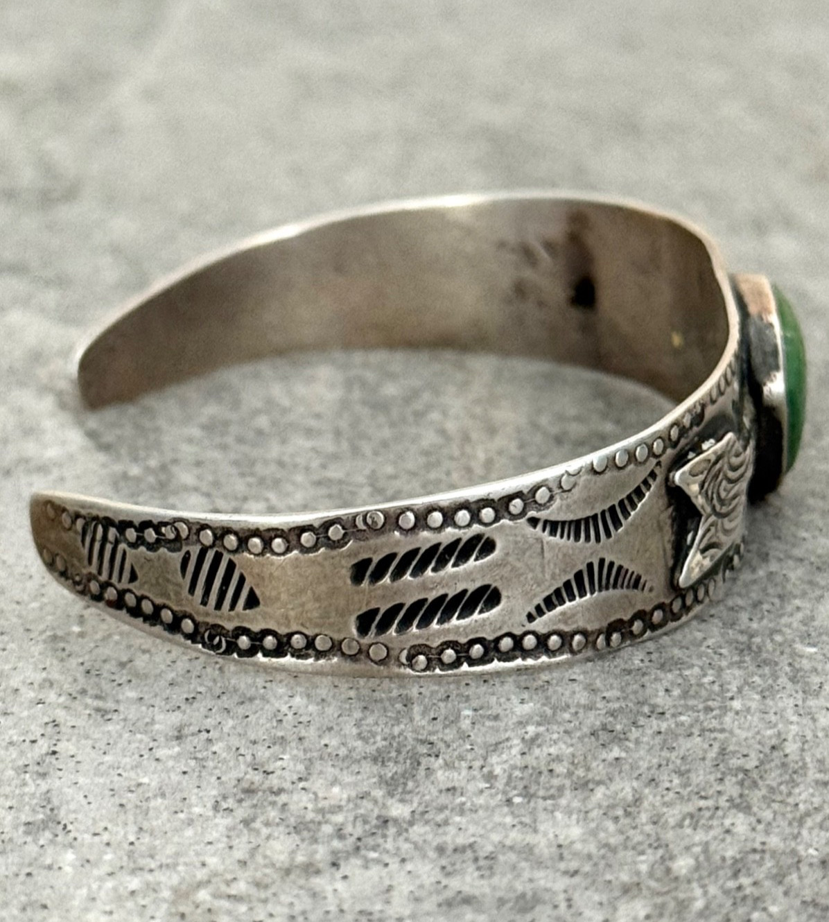 Vintage 40s FRED HARVEY era Navajo ARROW Turquoise Silver Bracelet 7.25 in