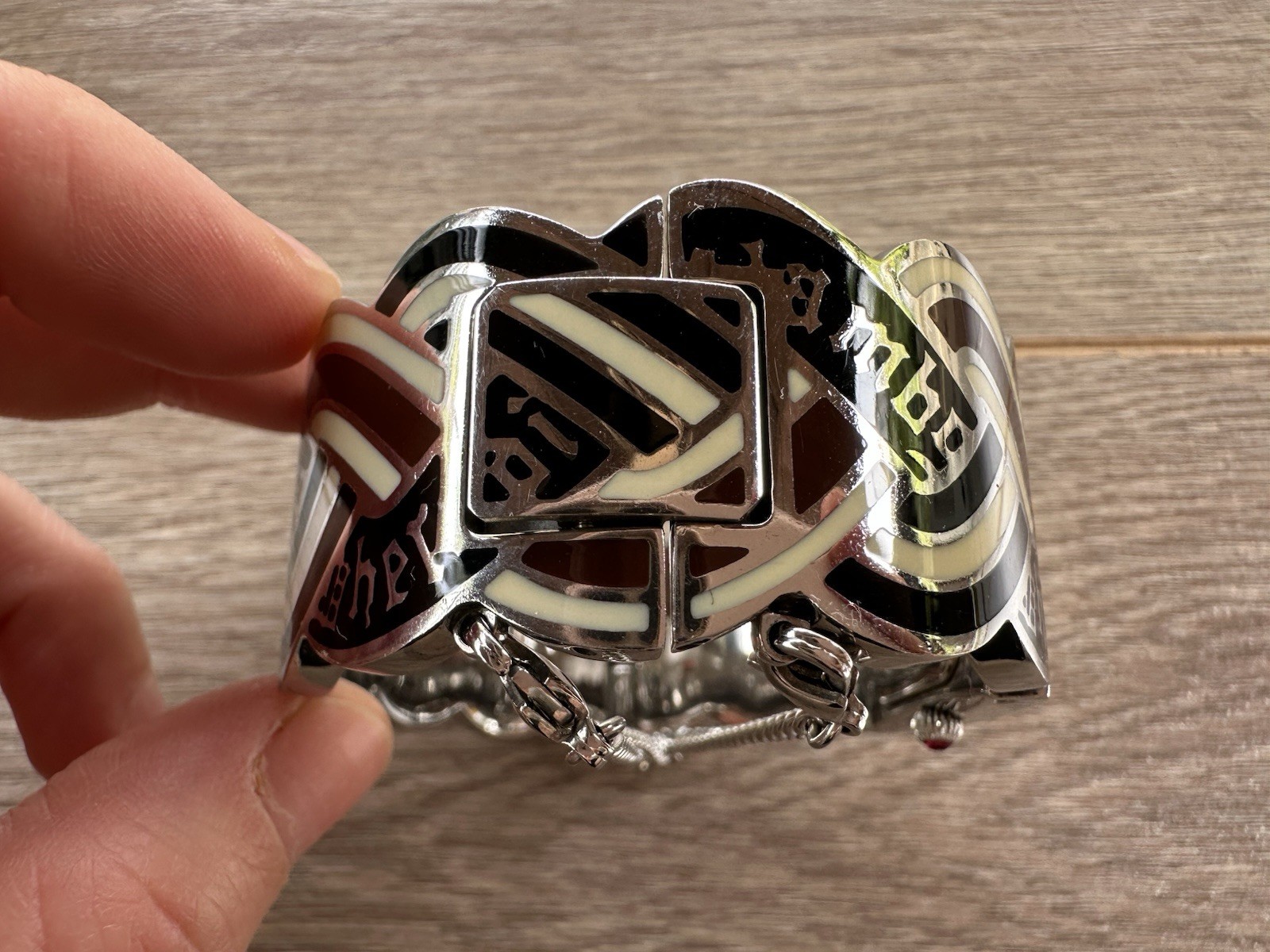 Rare Vintage Y2K L.A.M.B. Gwen Stefani Enamel & Metal Cuff Bangle Wrist Watch