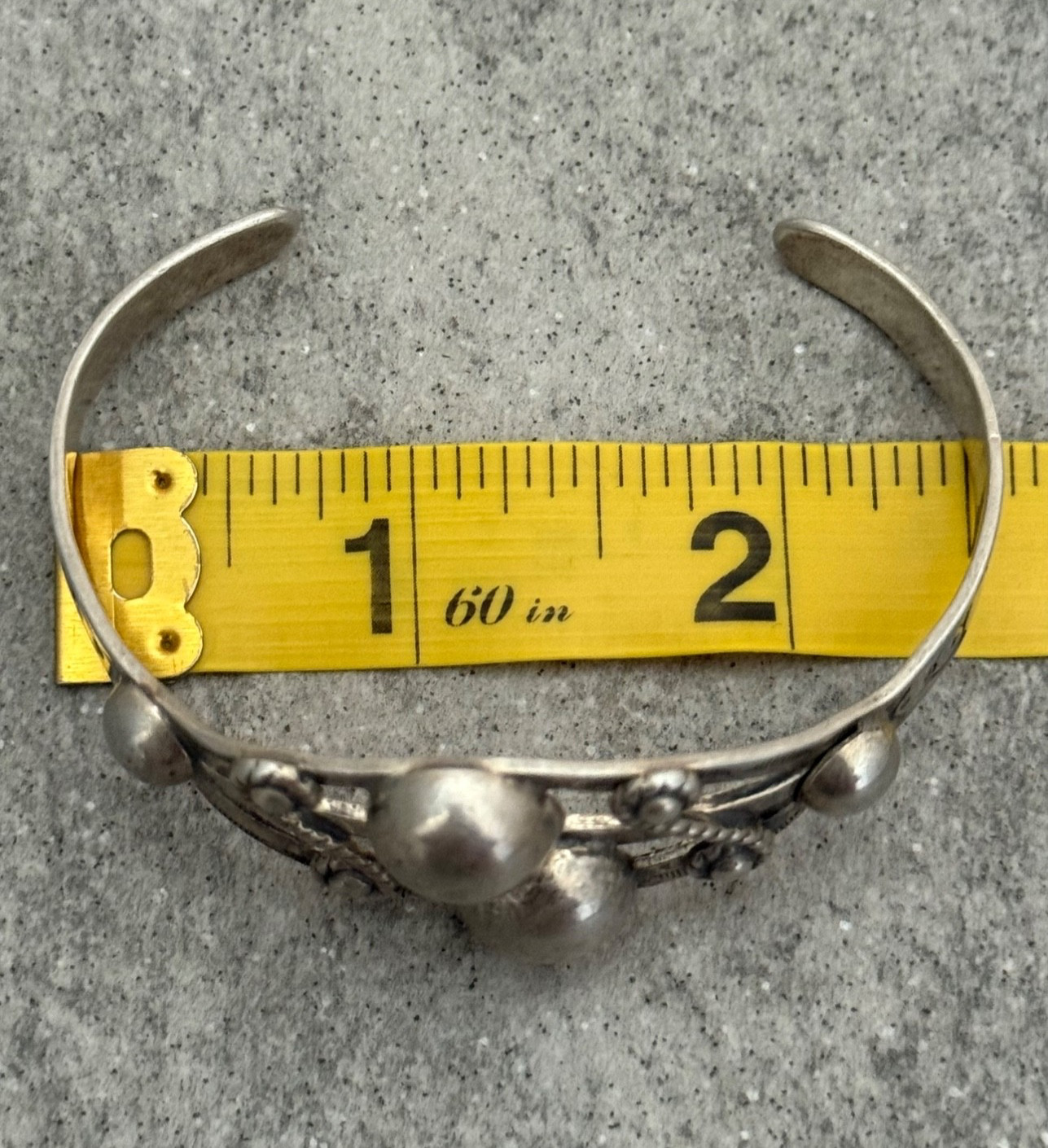 Vintage FRED HARVEY ERA Navajo DOME CONCHO Sterling Silver Bracelet 6.75 in