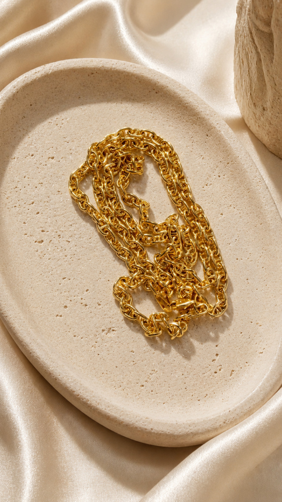 14K Gold Classic Mariner Chain Necklace