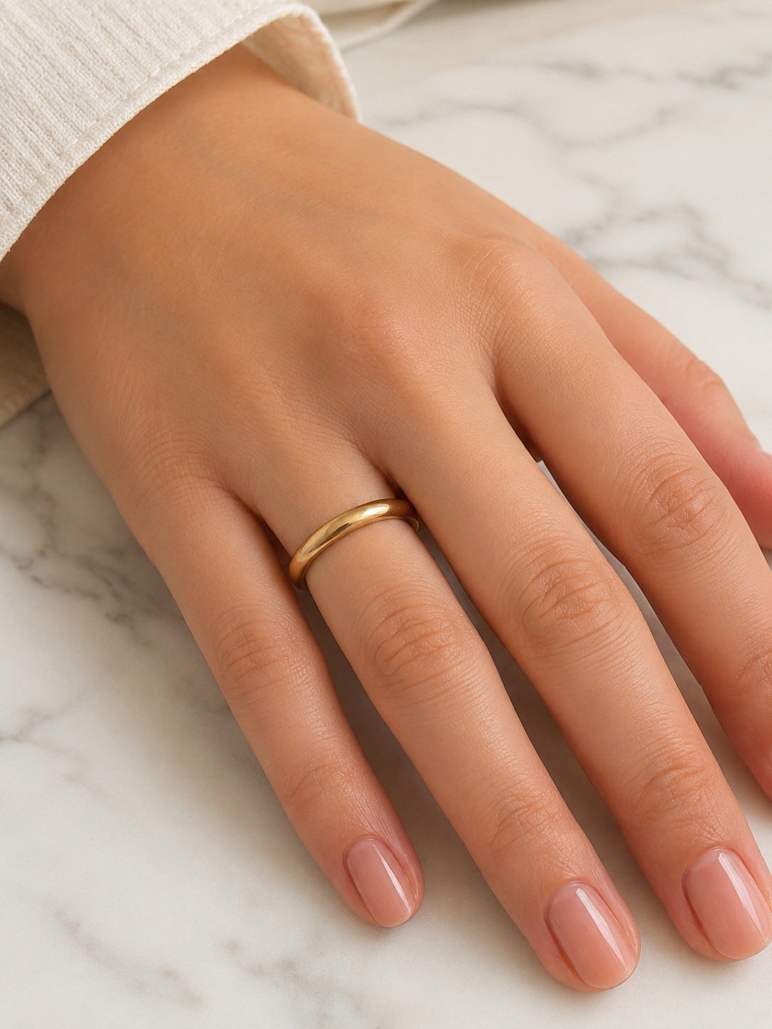 Womens 18K Yellow Gold Wedding Band Ring Weight 3.9 G Size 6.75 Width 1/8