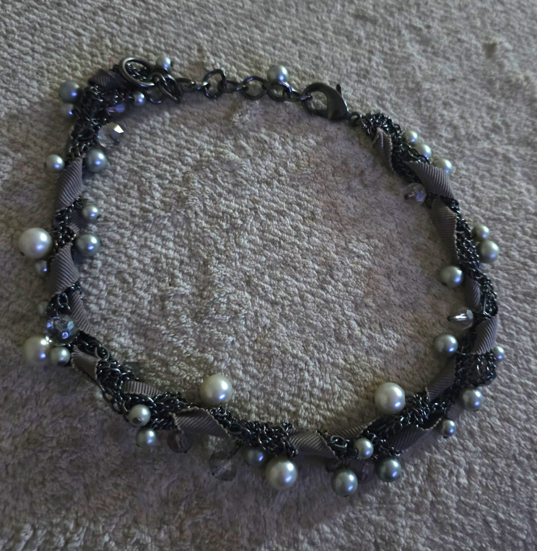 Silver Tone Rope Chain Beaded Choker w/ White Imitation Pearls, Lobster