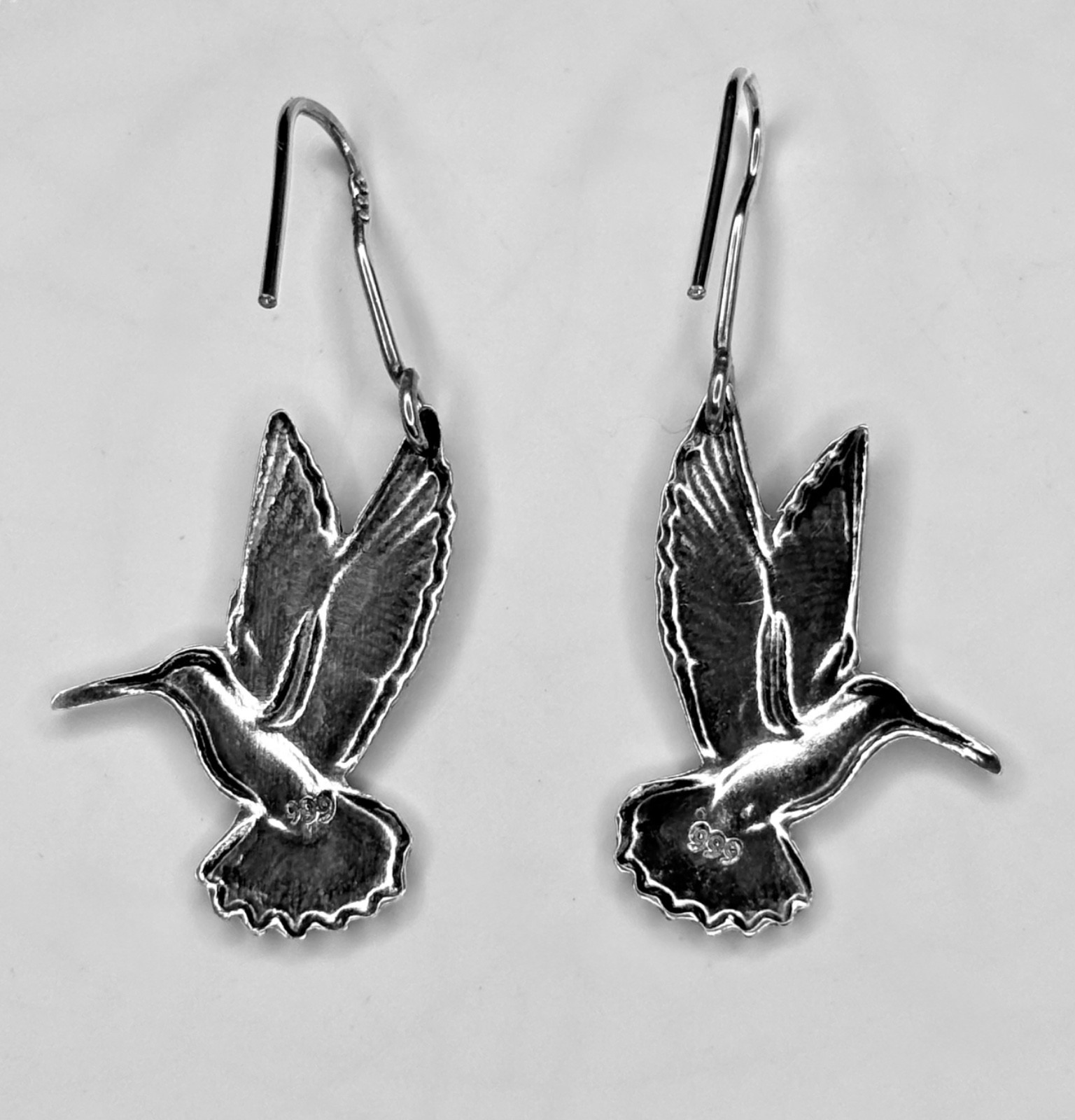 HAMMING BIRD Earrings . Handmade 999. Fine Pure Silver
