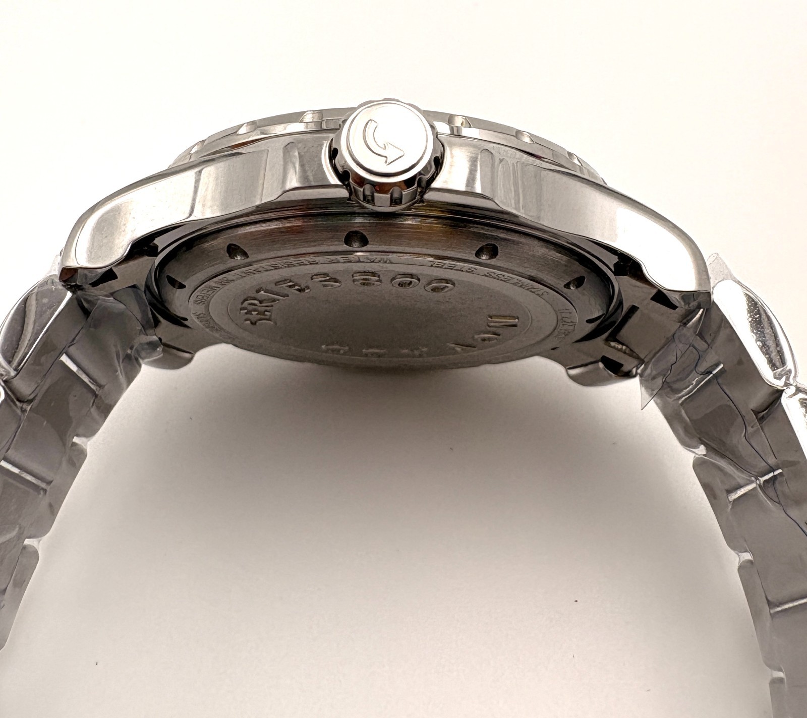Movado 2600136 Series 800 Green Dial Stainless Steel Quartz Men’s 40mm Watch