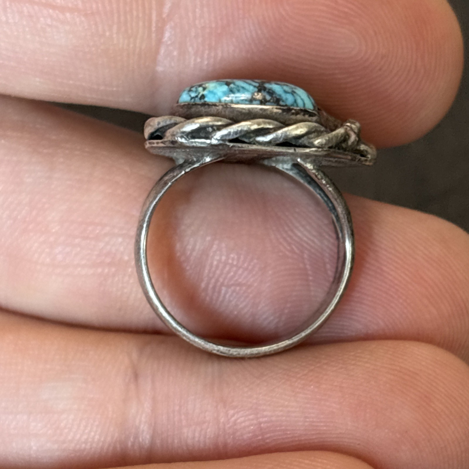 LY YL Navajo Vintage Ring Intense Turquoise Size 5.5 Sterling Silver