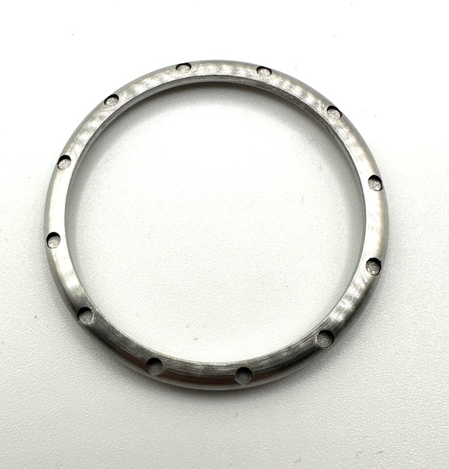 Genuine Movado 84.C5.1896 Series 800 S/S Screw down Case Back Holder Ring