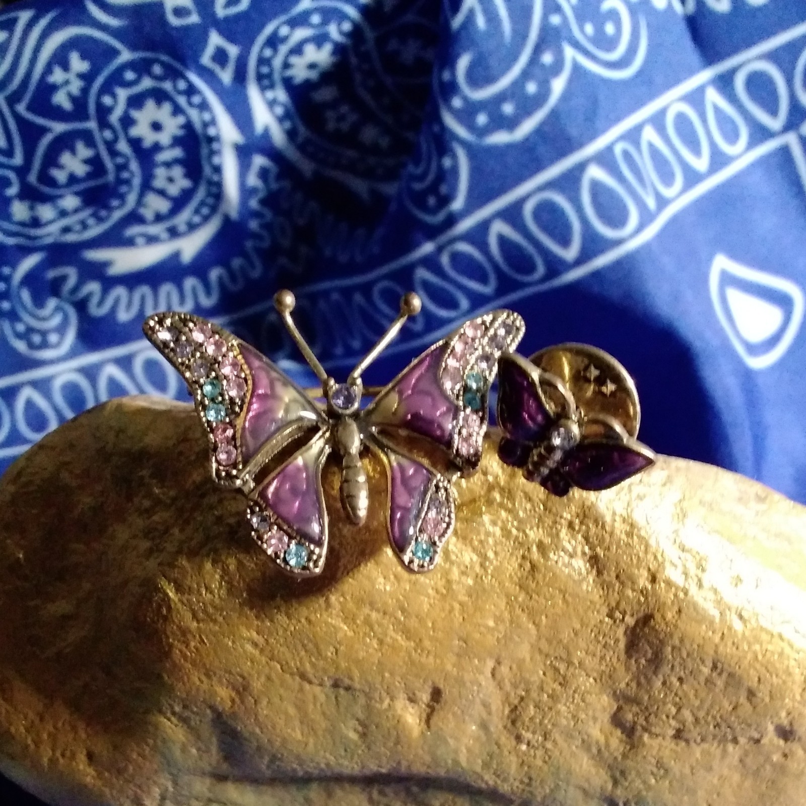 Butterfly Enamel Rhinestone Lapel Pin – Metal Silver Tone Purple Pink Blue