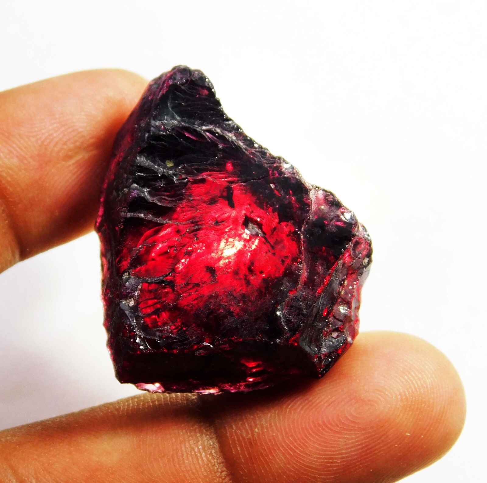 Natural 101.60 Ct Beautiful AAA+ Fine Red Garnet facet Rough.