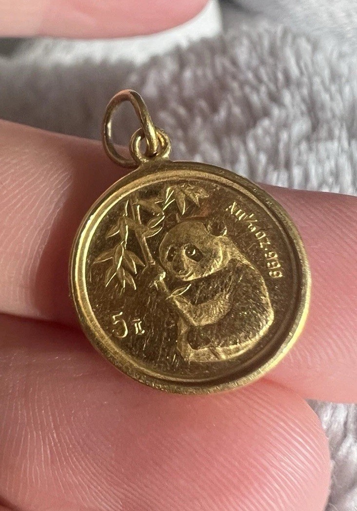 1995 Chinese Gold Panda 1/20 oz .999 Gold 5 Yuan Coin Pendant 2.0 Grams