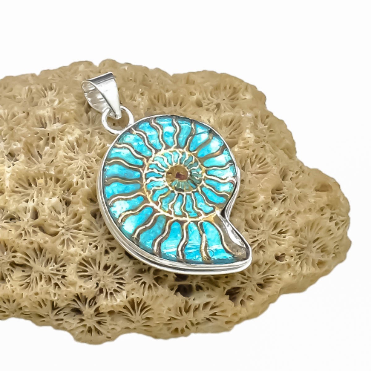 Green Ammonite Fossil Gemstone 925 Sterling Silver Handmade Pendant