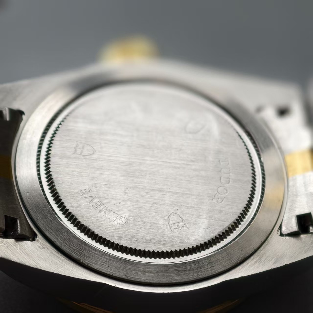 Tudor Gilding Scale Dial Glamour M56003 Men’s Watch Automatic 39mm Date