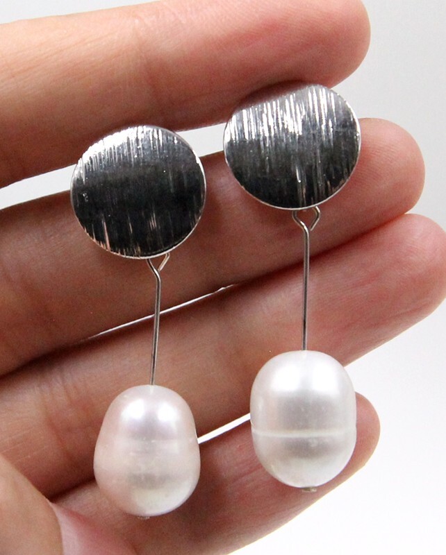 Natural 11-13 mm White Unusual Drop Dangle Baroque Pearl Earring
